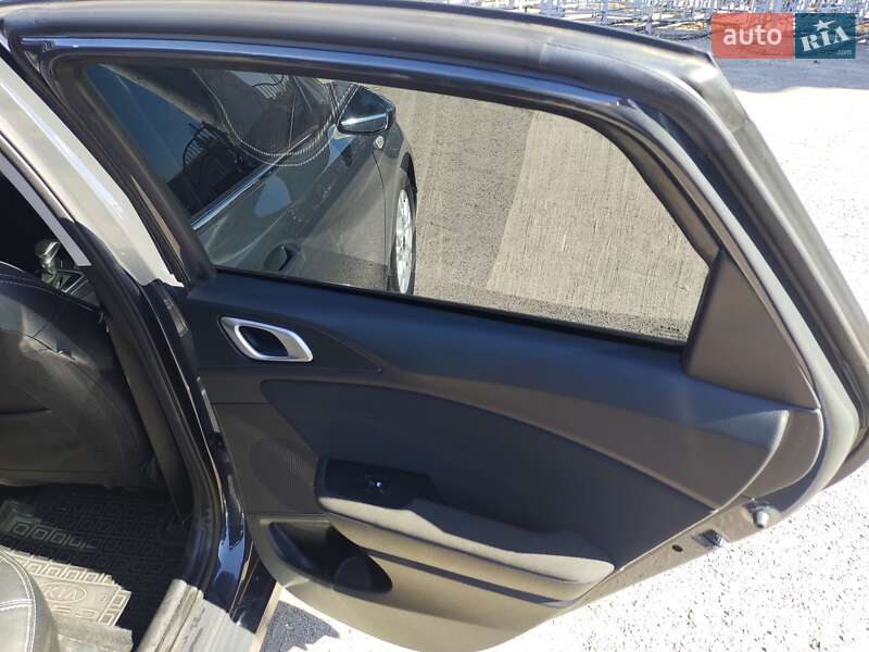 Хэтчбек Kia Ceed 2023 в Каменском фото 13 Хэтчбек Kia Ceed 2023 в Каменском