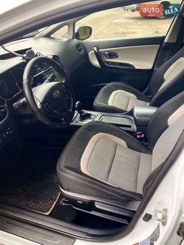 Универсал Kia Ceed 2013 в Киеве фото 9 Универсал Kia Ceed 2013 в Киеве