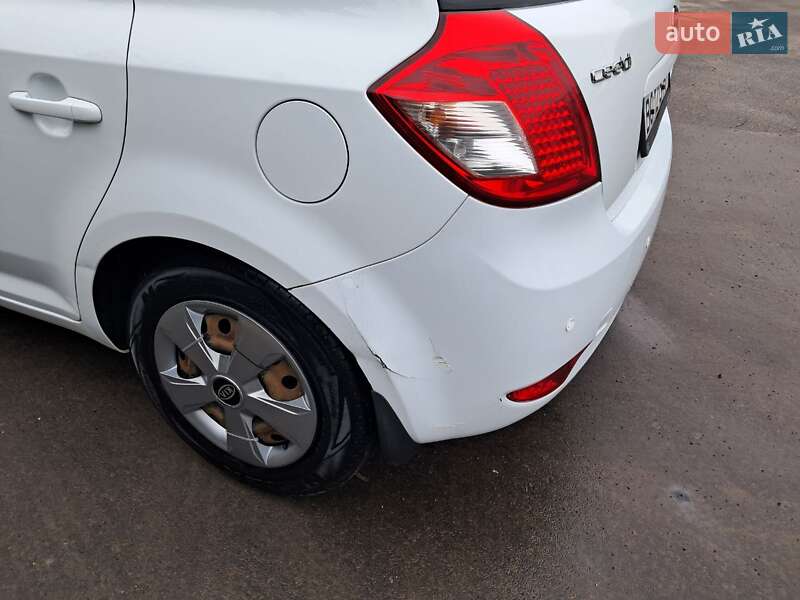 Хэтчбек Kia Ceed 2012 в Львове фото 9 Хэтчбек Kia Ceed 2012 в Львове