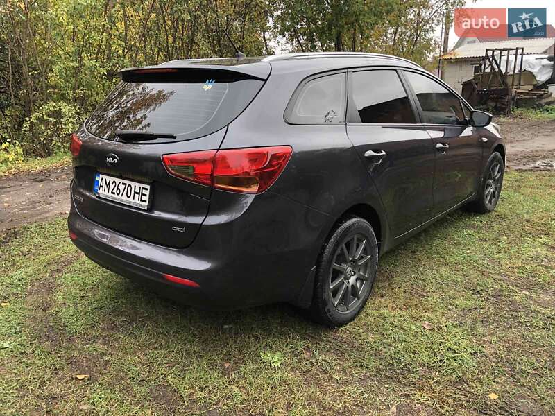 Универсал Kia Ceed 2012 в Новгород-Северском