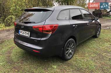 Універсал Kia Ceed 2012 в  фото 9 Універсал Kia Ceed 2012 в