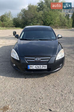 Хетчбек Kia Ceed 2007 в 