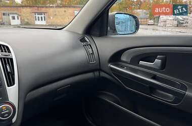 Универсал Kia Ceed 2010 в 