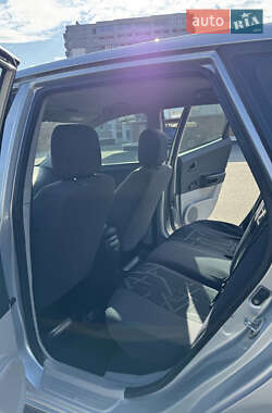 Хэтчбек Kia Ceed 2007 в 