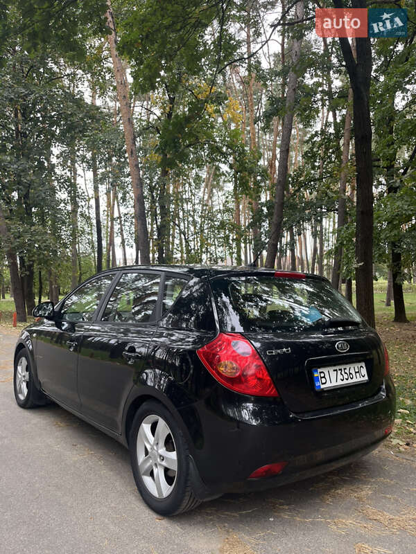 Хетчбек Kia Ceed 2008 в Софіївській Борщагівці