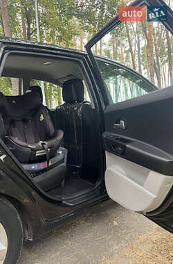 Хэтчбек Kia Ceed 2008 в 