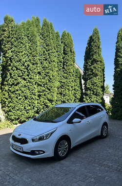Універсал Kia Ceed 2015 в  фото 4 Універсал Kia Ceed 2015 в
