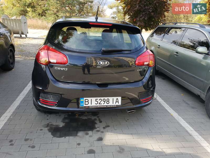 Хэтчбек Kia Ceed 2016 в Горишних Плавнях