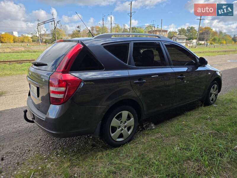 Универсал Kia Ceed 2008 в Житомире