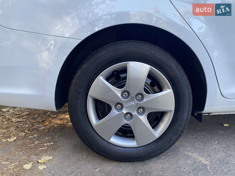 Универсал Kia Ceed 2009 в Николаеве