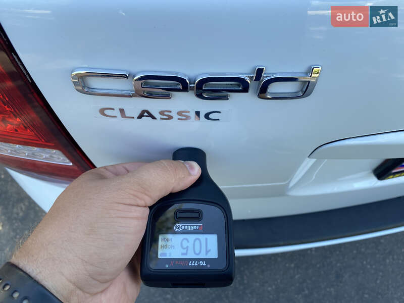 Универсал Kia Ceed 2009 в Николаеве