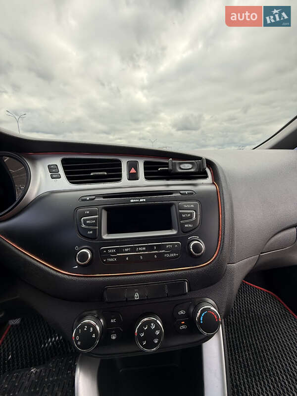 Хэтчбек Kia Ceed 2012 в Киеве фото 13 Хэтчбек Kia Ceed 2012 в Киеве