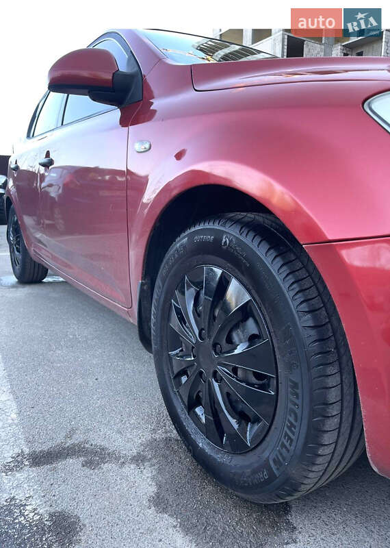 Хэтчбек Kia Ceed 2007 в Киеве фото 6 Хэтчбек Kia Ceed 2007 в Киеве