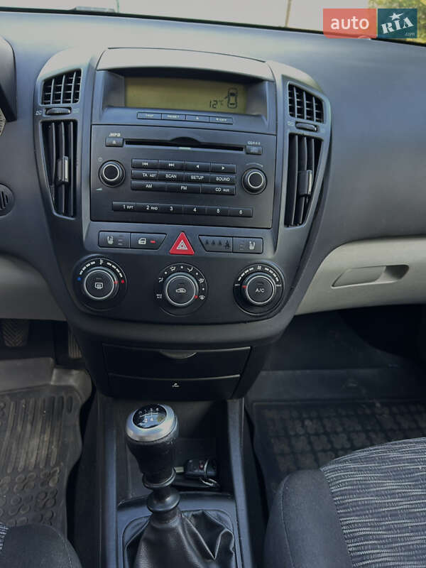 Универсал Kia Ceed 2008 в Первомайске фото 3 Универсал Kia Ceed 2008 в Первомайске