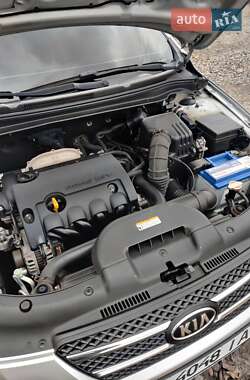 Хетчбек Kia Ceed 2008 в  фото 6 Хетчбек Kia Ceed 2008 в