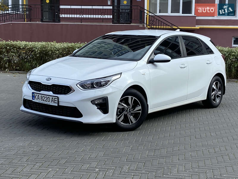 Хетчбек Kia Ceed 2019 в Києві фото 7 Хетчбек Kia Ceed 2019 в Києві