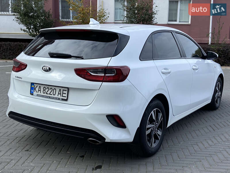 Хетчбек Kia Ceed 2019 в Києві фото 8 Хетчбек Kia Ceed 2019 в Києві
