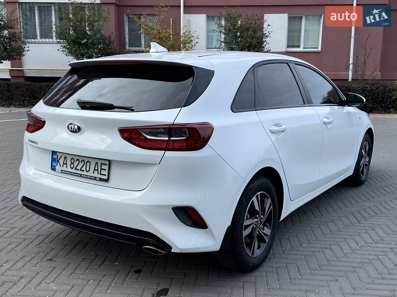 Хетчбек Kia Ceed 2019 в Києві фото 23 Хетчбек Kia Ceed 2019 в Києві