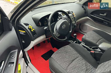 Хетчбек Kia Ceed 2007 в 