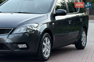 Универсал Kia Ceed 2012 в 