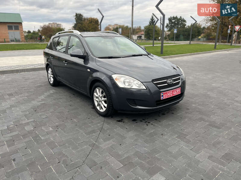 Универсал Kia Ceed 2009 в Лубнах