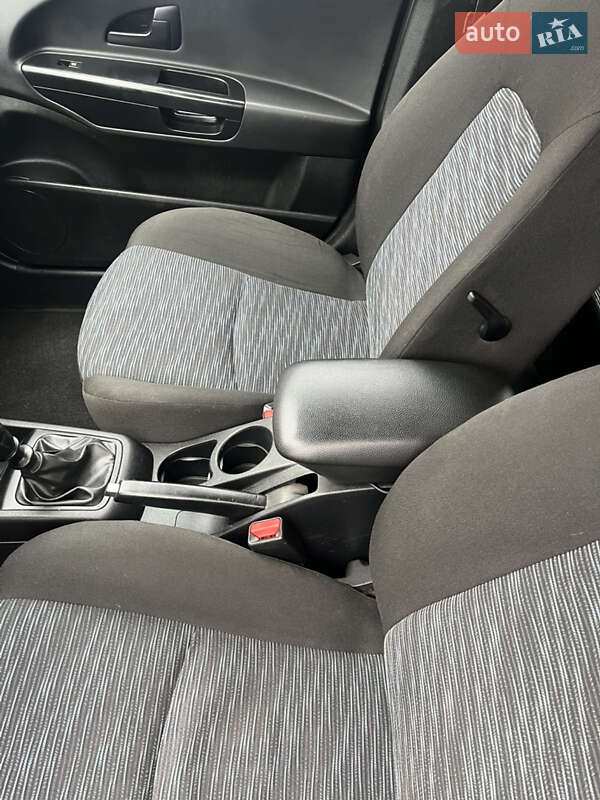 Универсал Kia Ceed 2009 в Лубнах