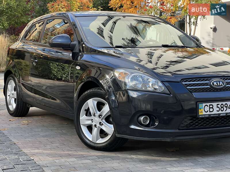 Хэтчбек Kia Ceed 2008 в Киеве фото 11 Хэтчбек Kia Ceed 2008 в Киеве