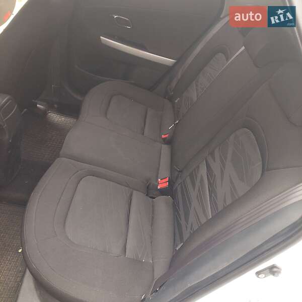 Хэтчбек Kia Ceed 2012 в Одессе