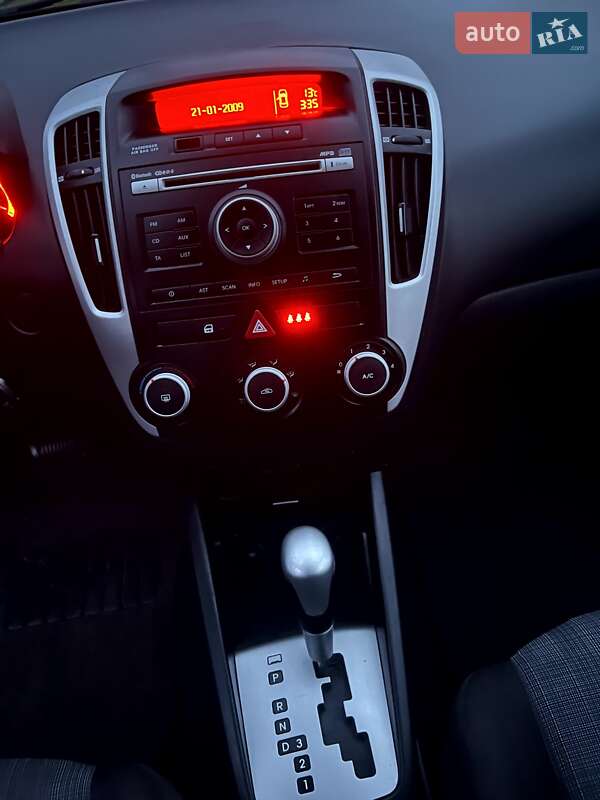 Хетчбек Kia Ceed 2010 в Ніжині фото 18 Хетчбек Kia Ceed 2010 в Ніжині