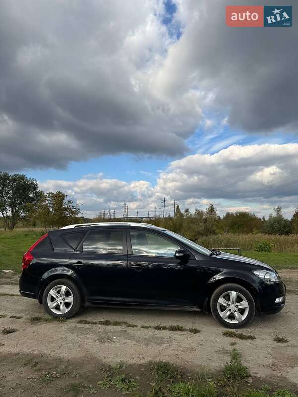 Универсал Kia Ceed 2011 в Новом Роздоле фото 12 Универсал Kia Ceed 2011 в Новом Роздоле