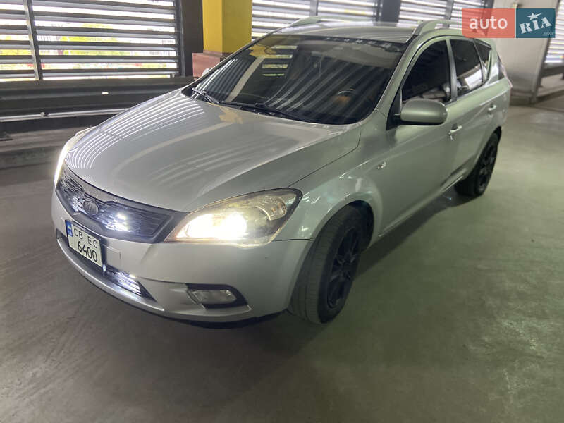 Універсал Kia Ceed 2010 в Києві фото 4 Універсал Kia Ceed 2010 в Києві