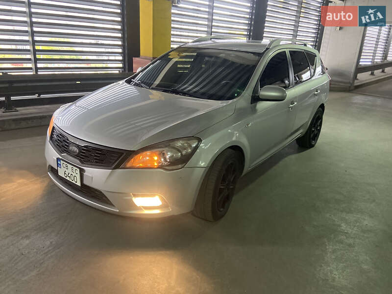 Універсал Kia Ceed 2010 в Києві фото 3 Універсал Kia Ceed 2010 в Києві