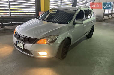 Универсал Kia Ceed 2010 в 