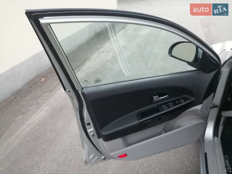 Универсал Kia Ceed 2007 в Виннице фото 7 Универсал Kia Ceed 2007 в Виннице