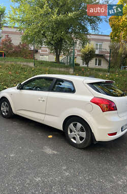 Хэтчбек Kia Ceed 2010 в Тернополе