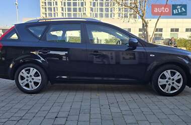 Універсал Kia Ceed 2012 в  фото 10 Універсал Kia Ceed 2012 в