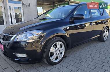 Універсал Kia Ceed 2012 в  фото 20 Універсал Kia Ceed 2012 в