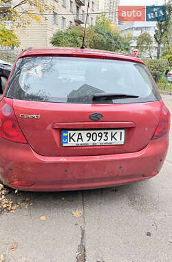 Хетчбек Kia Ceed 2008 в  фото 4 Хетчбек Kia Ceed 2008 в