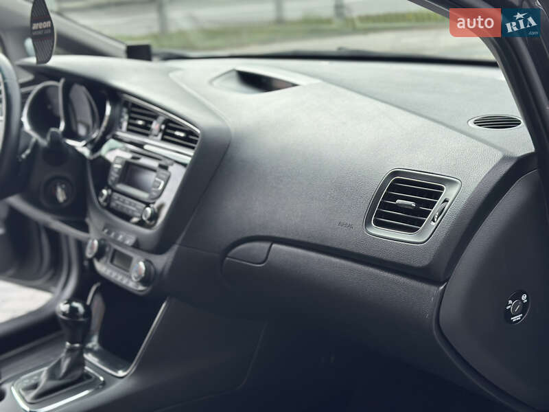 Хэтчбек Kia Ceed 2017 в Виннице