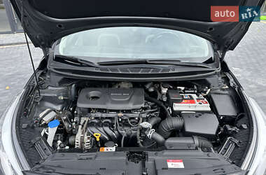 Хэтчбек Kia Ceed 2017 в 