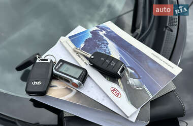Хэтчбек Kia Ceed 2017 в 