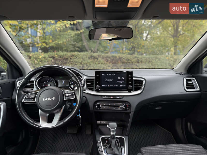 Хетчбек Kia Ceed 2022 в Одесі фото 11 Хетчбек Kia Ceed 2022 в Одесі