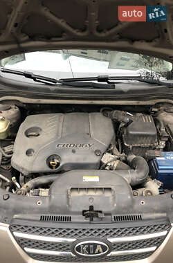 Хетчбек Kia Ceed 2008 в 