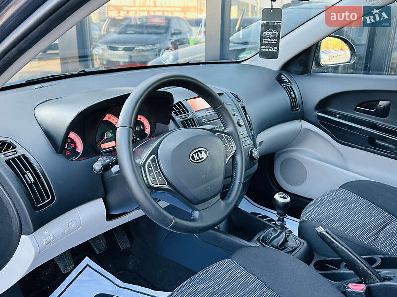 Универсал Kia Ceed 2009 в Харькове фото 17 Универсал Kia Ceed 2009 в Харькове