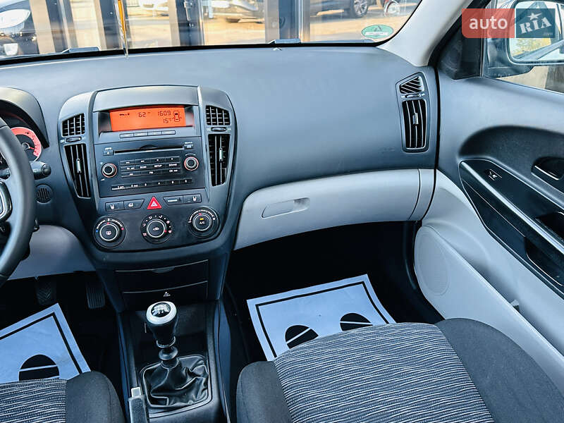 Универсал Kia Ceed 2009 в Харькове фото 23 Универсал Kia Ceed 2009 в Харькове