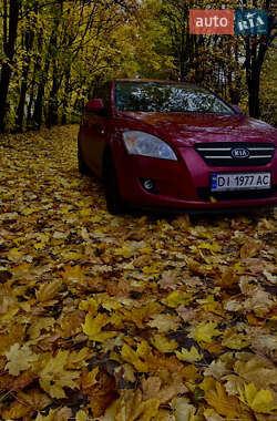 Хэтчбек Kia Ceed 2007 в 