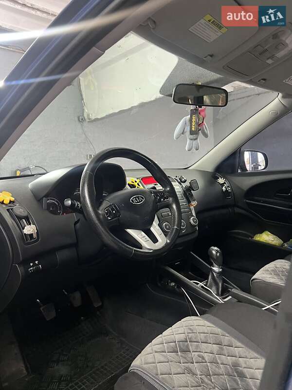 Хетчбек Kia Ceed 2010 в Ніжині фото 22 Хетчбек Kia Ceed 2010 в Ніжині