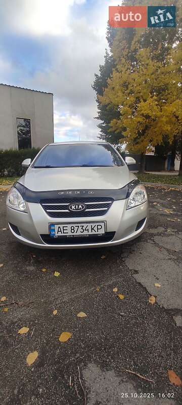 Хэтчбек Kia Ceed 2008 в Днепре фото 6 Хэтчбек Kia Ceed 2008 в Днепре