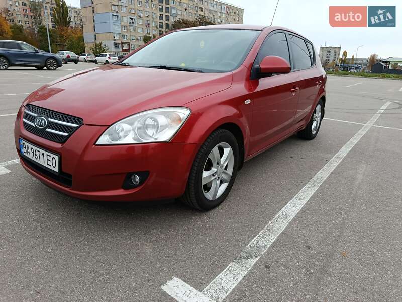Хэтчбек Kia Ceed 2008 в Кропивницком фото 8 Хэтчбек Kia Ceed 2008 в Кропивницком