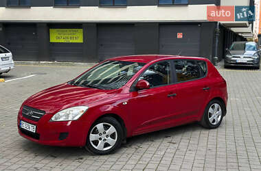 Хэтчбек Kia Ceed 2009 в Ивано-Франковске Хэтчбек Kia Ceed 2009 в Ивано-Франковске